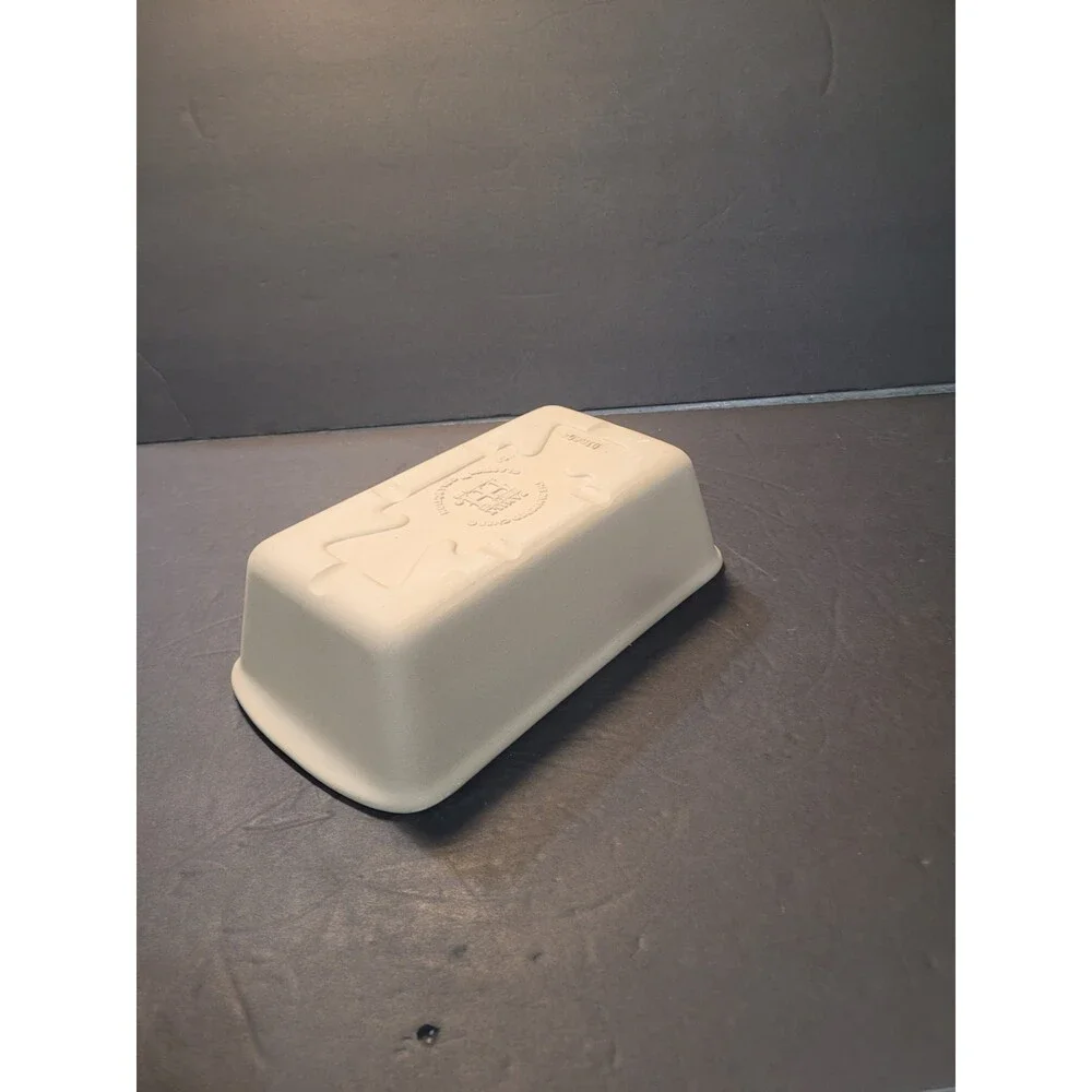 The Pampered Chef Family Heritage Stoneware Loaf Pan Bread Meatloaf 010602 USA